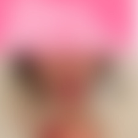 四つん這いでの上眼使いフェラでどんどん精子が込み上げてくるのがわかり
すべてを受け入れるような素直な可愛い顔で
どんなフェラもしてくる。
頭を抑えて喉奥にゴボゴボされて興奮もMAX
最後は目の前でシコシコしながらザーメンをお口に注入。
美味しそうにごっくん。最高でした。 (2/2)