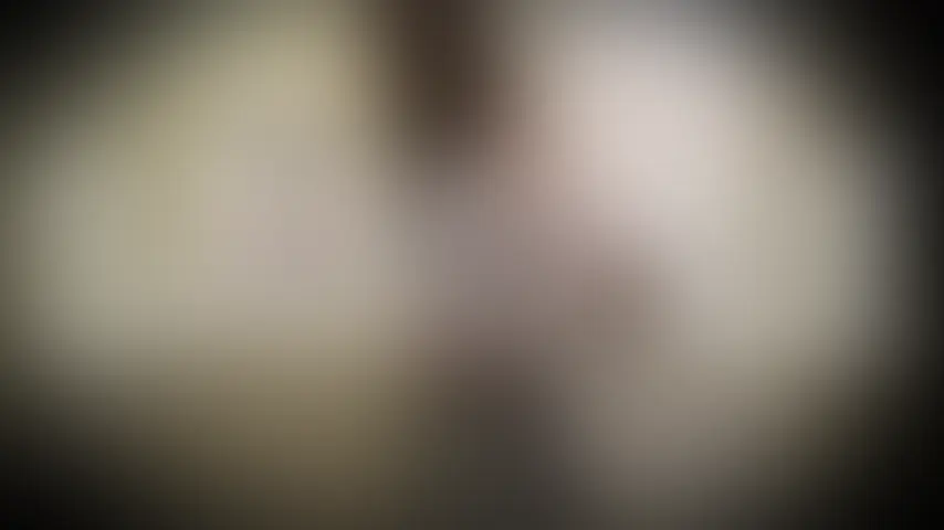 【秘密厳守】あの爆乳アイドルがメンズエステでバイトしていた時代の貴重な映像 (2/2)