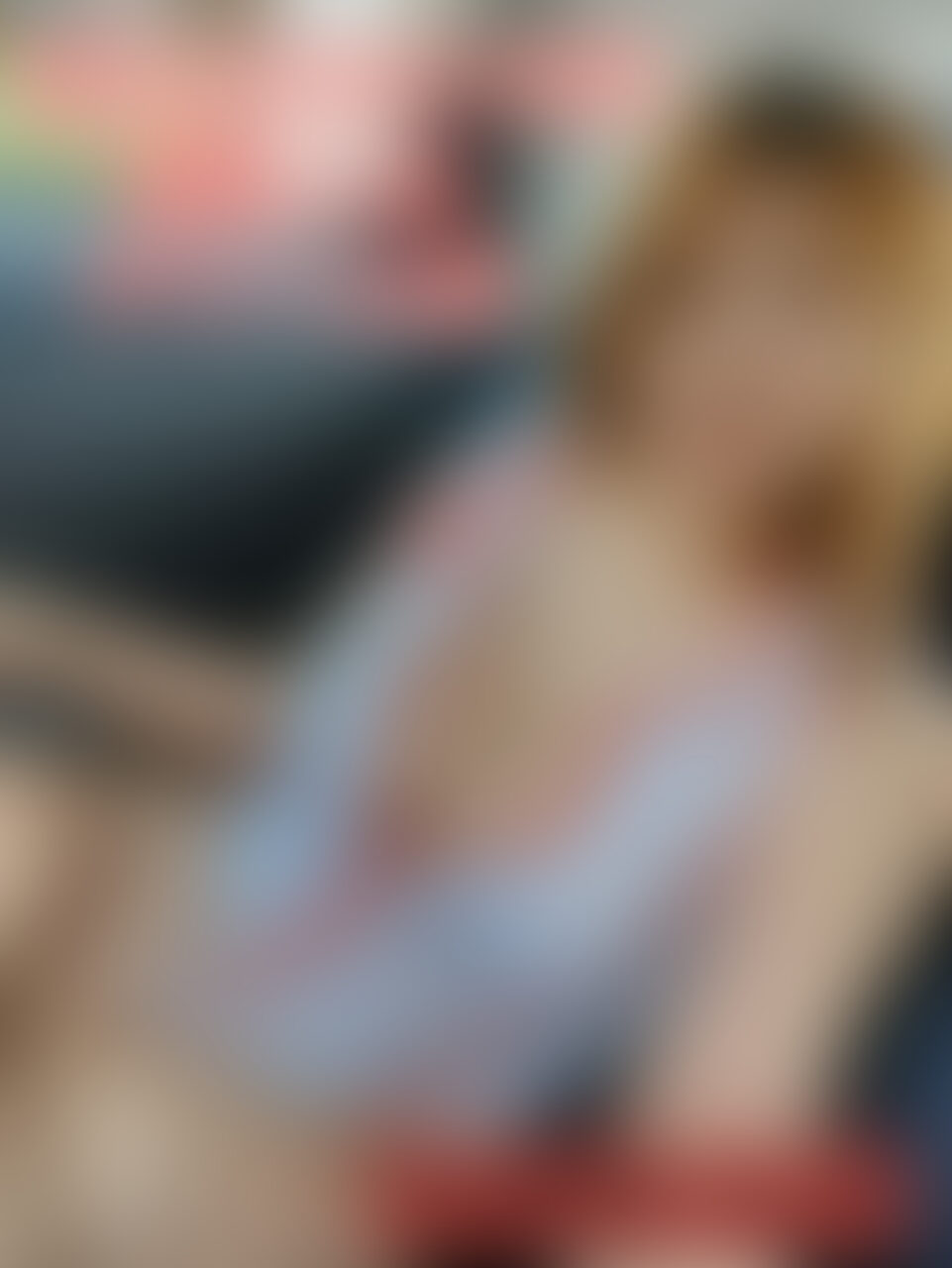 【人気デリ嬢動画】
えっ。
こんな衣装でラブホに入店。
デリのお客様から…。 (2/2)