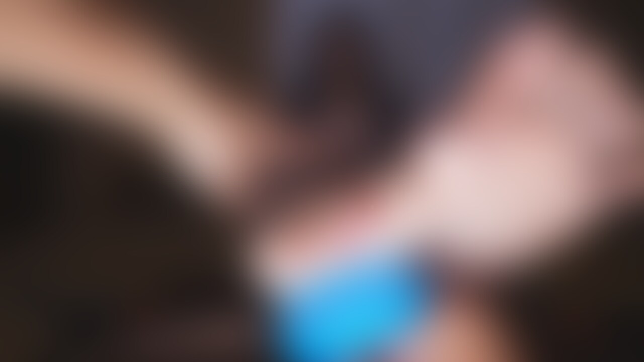 足裏屋と申します。
素人女性をSNSや街中で声をかけて出演してもらっています。
今回の女性は50歳、専業主婦のERIKAさんです。
今回の動画では足裏オイルマッサージと足裏くすぐりを受けてもらいました!
成人した〇子がいるなんて信じられない美魔女が来てくれました!!
足らオイルマッサージには気持ちよかったり痛かったり不思議な感じがあるみたいですね!
足裏くすぐりには独特な大笑いを見せてくれて昔懐かし元気な〇ちゃんを思い出しました♪
*動画情報
時間:11分50秒
フレーム:1920×1080 FHD
ファイル形式:MP4
ビットレート:15M
*注意書き
・出演女性はすべて成人しております。
・この作品はオリジナル作品として販売することを目的として製作しています。
・作品はオリジナル作品であり第三者に提供、販売等の行為を行うことはいかなる場合も禁止します。
・無断販売、無断転用をした場合は法的処置をとらせていただき、損害賠償請求を致します。 (2/2)
