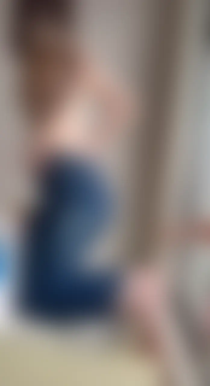 みゆきですっ🍑💕
ジーンズぬぎぬぎでディルドオナニーしたよ🫣
今回は窓に付けてみたの😳どうかな?
カーテン全開だから恥ずかしかった〜🥹💦
向かいの建物の人から見られてなかったかなぁ😣
感想沢山聞かせてくださいっ💕好評ならまたやるよっ‼️ (2/2)