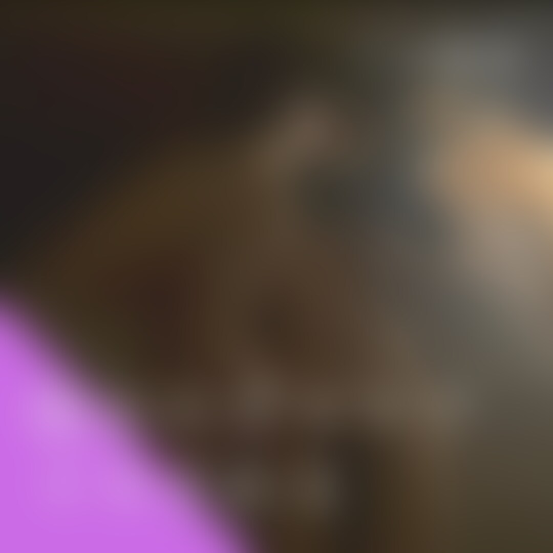 彼女が生理中で致せないときに舐めてくれた神対応の動画です。
彼女に見られながら触られるのは恥ずかしかったけれどすごく興奮しました☺️ (2/2)