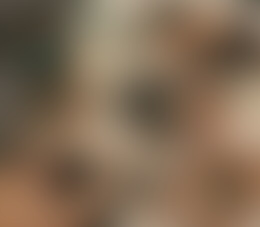 お店の従業員と付き合ってるアイドル並みにかわいいマッサージ嬢が拒みながらも何度も中イキして彼氏より気持ち良くなっちゃった様子を○○○

日々の業務で疲れた身体を癒すため若い女性が多く在籍している派遣のマッサージを呼んでみました。

期待に胸を膨らませて今回も2台体制でカメラを仕込みベッドが写るナイスポジションにさりげなく設置。

やってきたのはアイドルみたいにかわいらしい女の子！

マッサージの仕事は1年以上やっているみたいで、愛嬌もあるしマッサージも上手で最高でした。

1年程付き合っている彼氏もいるみたいで、どうやら同じお店の従業員と付き合っているっぽいですね。

「浮気は絶対しないですよｗ」と言っていましたが週に1回だけのエッチじゃ足りなかったみたいですｗ

マッサージ中にさりげなく太ももに手を置いてナデナデ。

「ちょっとｗ触らないでくださいよｗ」と注意されてしまいましたが振り払うような感じはなく笑顔のままです。

手を動かしてもみもみしたらさすがに手をどかされてしまいました。

仰向けになってさりげなくおっぱいにもタッチしてみると「ちょっと！ダメですって…」と泣きそうな顔つきになっています。

身体中を撫でまわされて困惑している美少女がかわいすぎますね。

股関節のマッサージをしてもらっている間にフル勃起したちんぽを見せつけるとさらに困った様子で「困ります…しまってください」と目を背けておりましたが、強引に手を取って触らせます。

興奮しまくってしまった私は彼女に○○○キスをしてベッドに押し倒しちゃいました。

「ダメですって！やめてください…！ダメぇ」と必死に拒んでいましたがお構いなしに服を捲り上げてピンク色のかわいい乳首にむしゃぶりついちゃいます。

○○○ズボンを脱がしてパンティを捲り上げてキレイなおまんこをじっくりと観察します。

「やめてぇ…！見ないでくださいぃ…！」と泣きそうになって懇願する彼女の股間に顔を埋めてクリトリスを舐めまわしてあげると、戸惑いながらも気持ちよさそうに身体をビクビクと反応させておりました。

嫌がって泣きそうになっているのにまんこからはどんどんと愛液が溢れ出してきてぐちょぐちょに濡れてしまっていました。

興奮しまくってしまった私は彼女の顔に跨り○○○ちんぽを咥えさせます。

「え…！ヤダ…！んぐっ…」と遠慮無しに喉の奥まで強引に突き刺して腰を動かしてしまいました。

たっぷり舐めさせた後はもちろん挿入してあげないといけませんね。

○○○されているにも関わらずぐちょぐちょに濡れているまんこの奥まで一気に突き刺して擦りあげるようにピストンしてあげます。

どうやらドMちゃんだったようで○○○されているのに「あぁ…んっ…きもちいい…ダメ…イっちゃう…！！」と身体を痙攣させてイってしまったみたいでした。

彼氏のちんぽでは物足りないのか、私のちんぽが相当気持ちいいみたいですねｗ

体位を変えても何回も中イキしており、騎乗位になると自分から奥に激しく擦り付けながら気持ち良さそうに喘ぎまくっておりました。

イってしまった後は自分から舌を出して私にキスを求めてくるドスケベっぷりが最高ですねｗ

イキまくってぐったりしている彼女をさらに後ろから激しく突き上げ、彼氏とどっちがいいか聞いてみると「こっちのがいい…！またイっちゃう…！」と身体をくねらせながらイキまくっておりました。

この後お店に帰って彼氏にどんな顔して会うのでしょうかｗ (2/2)