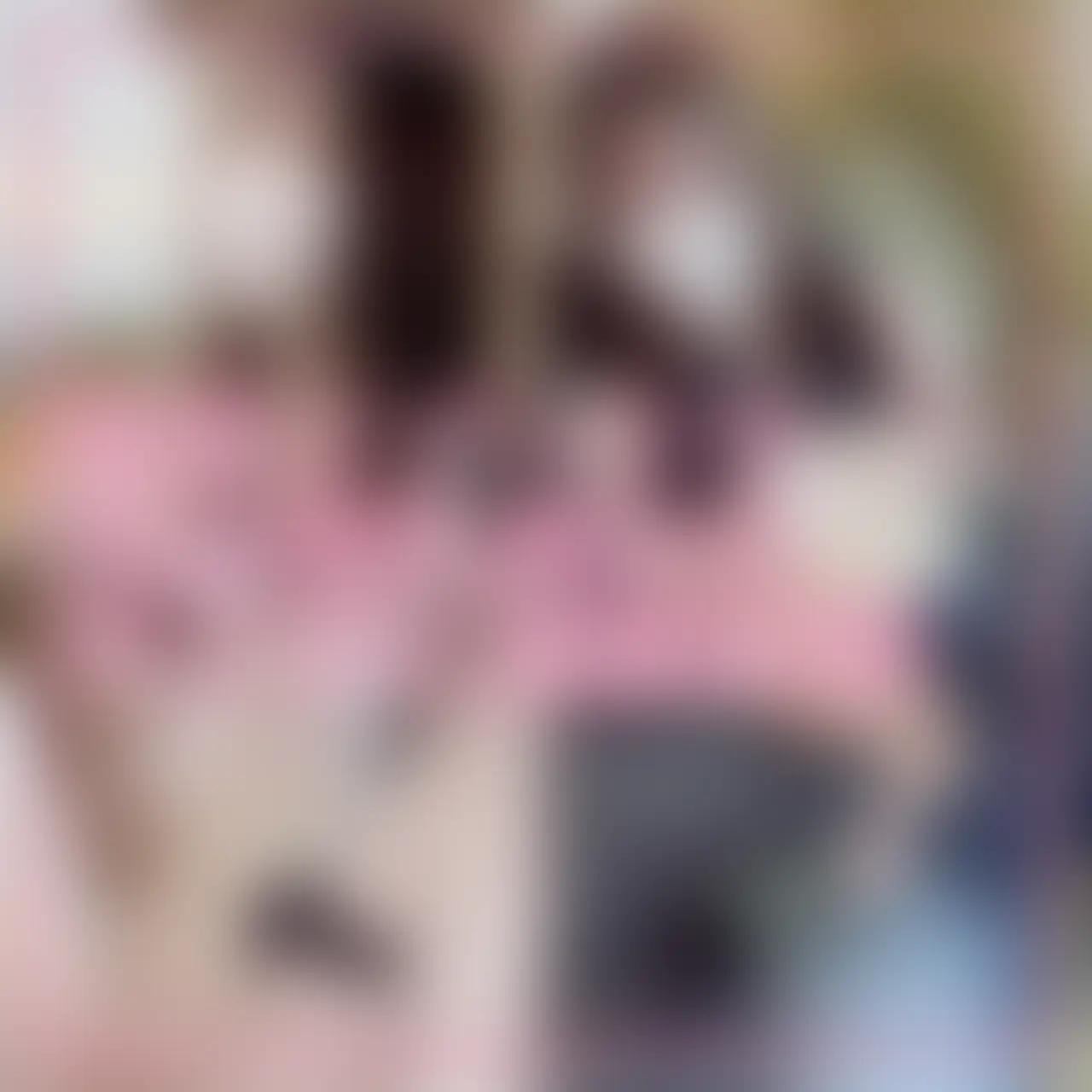 はじめに「いいね♡」を押してから見て頂けると嬉しいです❣️
今回は海沿いのリゾートホテルに行ってゆるえち撮影してきました😊💕
貸切温泉も付いていて1日ゆったり過ごしてきました♨️🌟
到着後は海沿いの公園を散歩しましたが生憎の曇り空とまだ寒かったので、外での撮影を早めに終えて部屋に戻ってきました💦
ラウンジで軽くお茶した後、部屋で早速いちゃラブ...💓
ソファーでおっぱいを露わにされちゃって...優しく触られてめちゃ気持ちよかった💓
お互いのあそこを触り合いっこしてたら2人とも早く挿れたくなってしまい、ソファーとベッドでたっぷりえちえちしました😆💕彼は少し溜まってたみたいで、外と中に連続2回も出されちゃいました❣️❣️
プランのご登録🌟いつもいいね💓やコメントありがとうございます🥹
感想やコメントを頂けるモチベ上がりますので是非ご協力をお願いします🙏
これからもプライベート感あるゆるえち動画をアップしていくので応援して頂けたら嬉しいです🥹💓 (2/2)