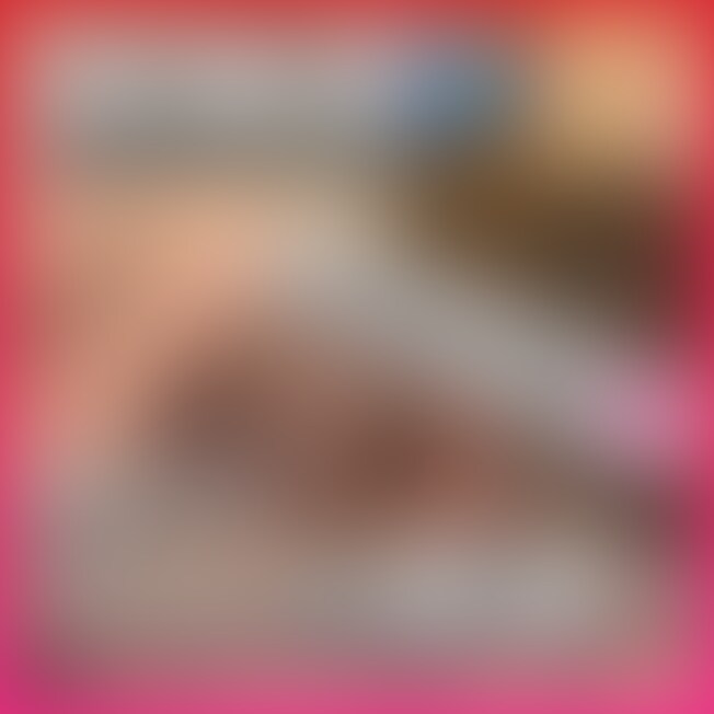 ド変態脱毛士かりん🌷
ついにフェラ脱毛(!?)を考案😌🩷
本編を見た人だけにわかる‼️
顔モザバージョンです🫶 (2/2)