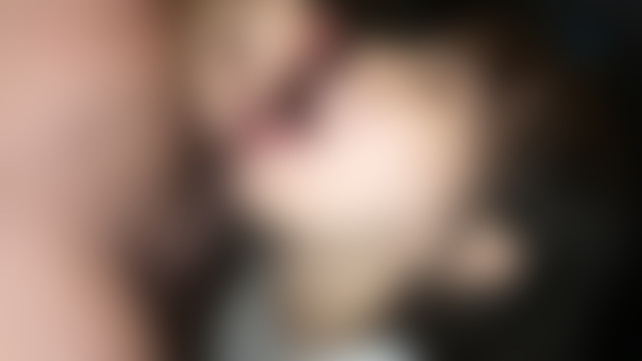 【デリヘル】みほちゃん【即尺フェラ】

出会ってすぐにフェラチオ即尺コースと顔出し動画撮影コースのオプションでデリヘル嬢のフェラ抜きを撮影しました。サービス抜群、愛嬌抜群、テクニシャンの濃厚フェラチオサービスでどぴゅどぴゅ口内射精！ (2/2)