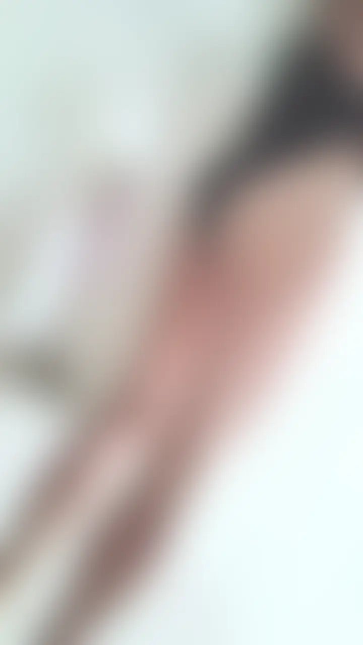 今年も水着で海行く🩷 sample 1