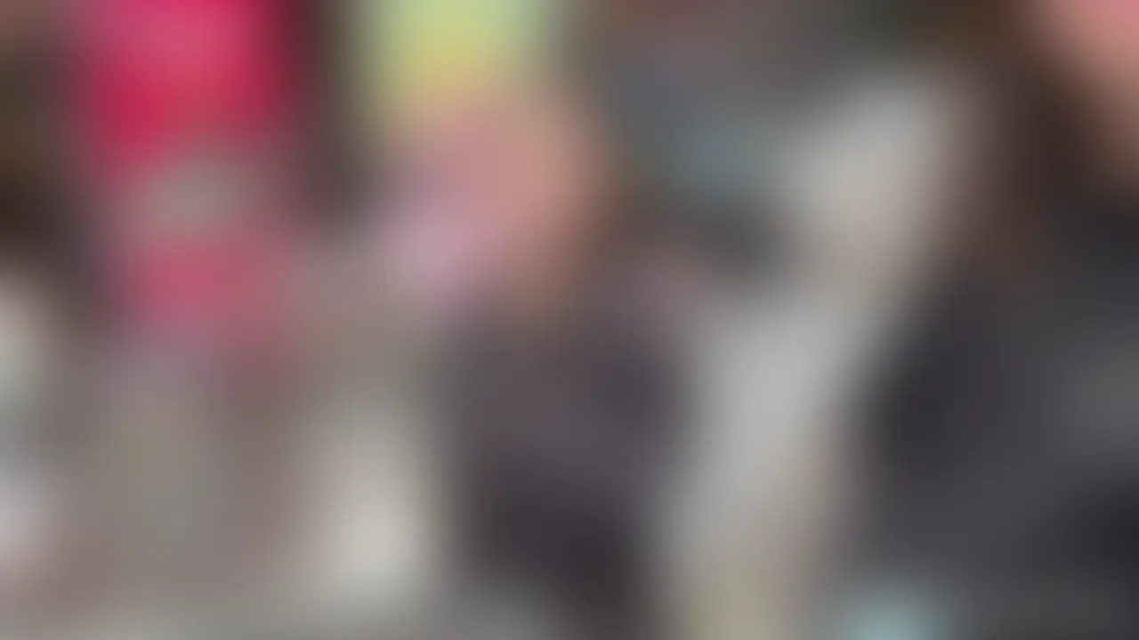 前作は史上最高に爆売れした美女 りおちゃんが再び登場!!!
馬乗りイラマで喉奥ごりごりにえぐるとそのまま大潮吹き!
しっかり喉奥射精してもまだまだ元気そうだったのでそのままオナホセックスで中出しフィニッシュ♡
会うたびにパワーアップしていく可愛さとエロさはまさに国宝です
りおちゃん過去作はこちら↓
https://myfans.jp/posts/97ff51f8-6f35-4cb7-85de-7ed606b87e35 (2/2)