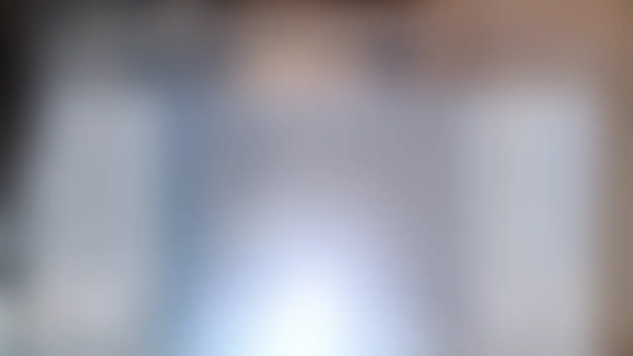 【水中】あどけない魅力のM.Iさん―目開き息止め(側面アングル)
M.Iさんが容器に顔をつけて、息止めしてくれました。水中で目を開いて息止め。側面設置のカメラアングルでのご提供です。最高息止め時間は20秒から30秒です。サンプルは顔ぼかしですが、本編は顔出しです。購入いただいた方は是非ともコメントやお気に入りに追加を頂けると大変励みになります。※当サークルの商品は裸体も絡みもない、ノンアダルトの純粋なフェチ映像作品ですので予めご了承ください。 (2/2)