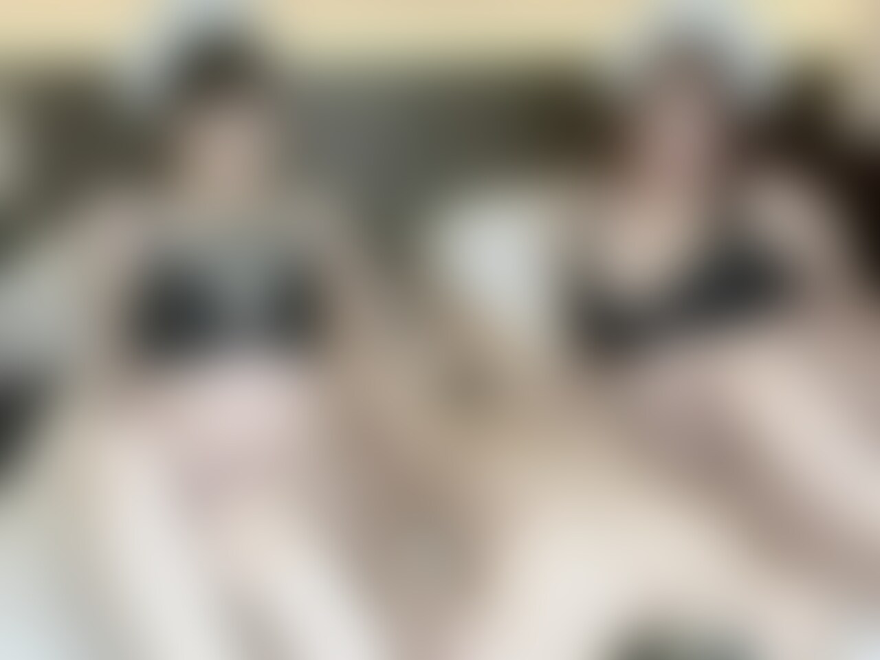 名古屋の美友さんとコラボ第二段!
後半はマゾ犬ちゃんに顔面騎乗したり、性の手解きをしていくメイド達。
時には過激に、時には優しく…
メイドのしつけを守れるかしら? (2/2)