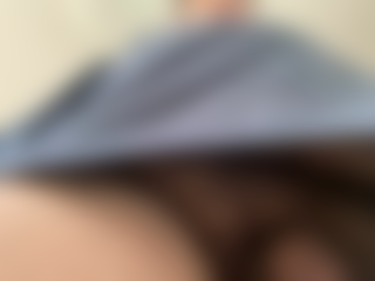 下から何が見える？ sample 1