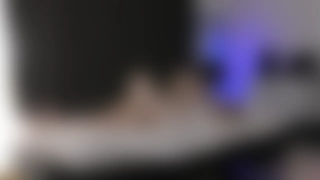 【友達の彼女を寝取ったNTR!さら(23)】
メイン裸編
りょうです
元アイドルグループの誰かです
自分で言うのもおこがましいですが女性からはイケメンと言われ
大体はじめましてでも9割の確率でお持ち帰れます
今回は友達(あき)の彼女を寝取ってしまいました
なので申し訳ないんですが顔にモザイクがあります
友達のあきの彼女のさらから連絡あって「友達と遊んでたら終電のがしたから家に行っていい?」と言われたのでOKを出した
前々からさらのことはかわいいなと思ってたけど友達のあきに悪いから手は出さないでいた
相談を受けてあきの事で悩んでるさらを見てたら可愛すぎてキスをした。「あきに悪いからだめだよ」と言いながら抵抗は薄い
そのまま昔からずっと想ってた念願のさらを抱いた
さらはめちゃくちゃエロかった
しかも裸にしたら超スレンダーボディで気持ち良すぎた・・・
あき・・・ごめん・・・
タグ
素人 個人撮影 巨乳 変態 ハメ撮り 美乳 美女 乳首
お尻 フェラ 手コキ 中出し 騎乗位 生ハメ 顔出し
パンチラ NTR ギャル 下着 ミニスカ (2/2)