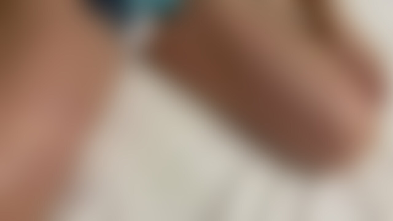 オチンポ大好きシングルマザーにたっぷりフェラチオをしてもらった後は、生中出しをしました。
めちゃくちゃ締まりが、良くて変態な顔してていい感じです (2/2)