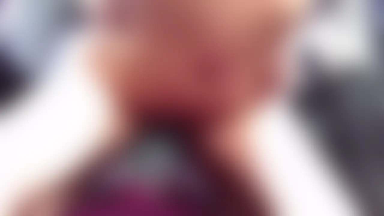 『昼間の公園駐車場でカーセックス💗』
フル動画単品販売のご案内になります😊💗
真昼間の公園の駐車場で
エッチしたよ🩷
なんかね、昔好きだった先生を思い出しちゃって彼のこと「せんせ〜っせんせ〜」って喘いじゃったよ💗💗💗 (2/2)