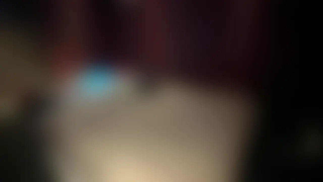 旦那が迎えにきてくれると言う人妻だが、優しい旦那に残業と嘘をついてホテルで不倫相手と濃密に交わる。
お互いに手と口で沢山尽くし、お風呂でも手と口で満たし合う。お風呂の中ではアナルに指を入れられる人妻。
最後はベットで時間の許す限り愛し合う。
この後旦那が迎えに来たところでカーセックスをしたものもあるので別動画で公開します。
是非両方見てください😊
今回はいつもは見せていないところも収録しました‼️
是非感想を教えてください🙌 (2/2)