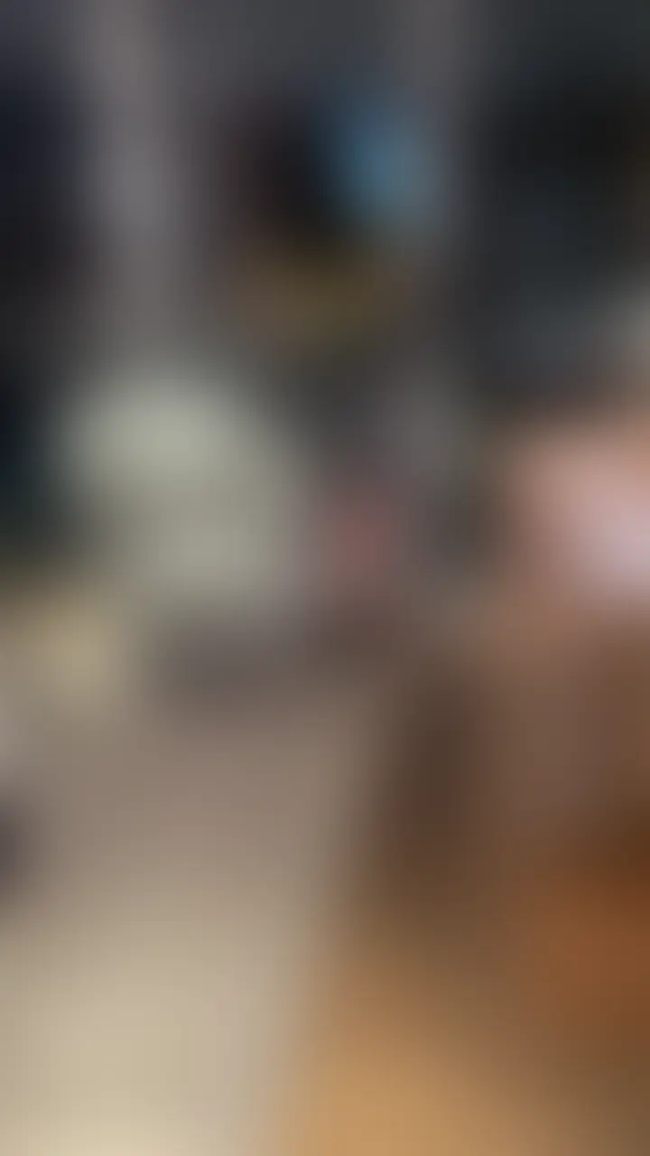 銀座のホステスにシャンパン入れてお持ち帰り。
エロコスさせて高級ホテルでSEXした動画です。
精子ごっくんと中出しとめちゃくちゃエロいです。
*以前出していた動画のスマホ縦画面全体パターンですので
重複購入にお気をつけください。
今では私のセフレですが
以前は銀座勤めでアフターでホテルへ誘った時のハメ撮りです。
肉感ムチムチで
何でも要望に応えてくれるドスケさんです。
2.07GB
52分15秒 (2/2)