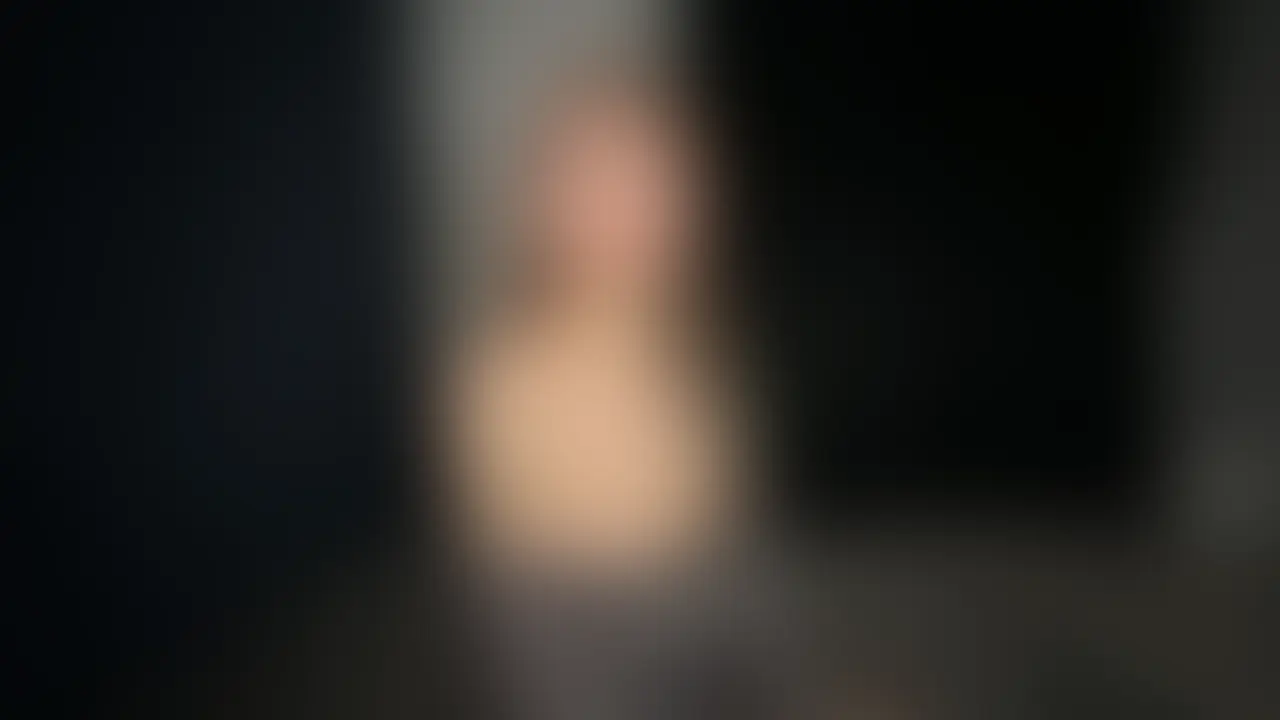 SNSでバズっているNカップ美女とプライベートで会ってたっぷり中出ししちゃいました
◯概要
SNSでバズっているRちゃん。
偶然知り合うことができて個人的に会うことに。
細身なのにおっぱいはメロンサイズ。
事務所から怒られるから今回会うのも迷ったと言われたけど結果中出しセックス。
また会おうと言ったら来月会う約束してくれました。
次は複数でいじめちゃいます。
これからどんどん有名になる女の子なのでこの動画は売れるたびにどんどん値上げしていきます。 (2/2)