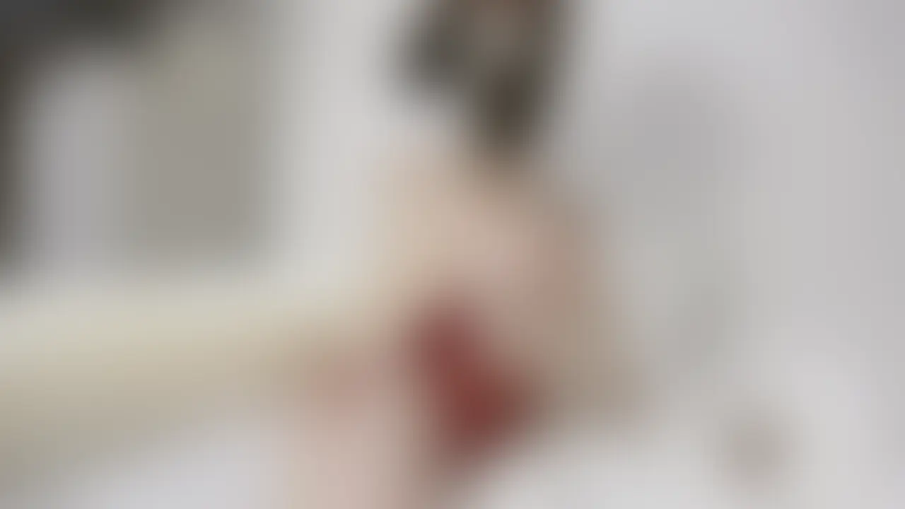 裏垢女子の自撮りオナニー動画「女子大生（21歳）清楚系の雑魚マン そしてエロい。 見た目も◎ あえぎ声も◎ 色白で美乳も◎」の投稿サムネイル