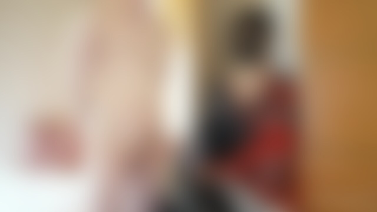 やっぱり寸止めって1.2回じゃつまらないよねー!
何回も寸止めして遊び続けた いなーうららは🤭
寸止めされまくっちゃってるM男くんは辛くて大変だし苦しいよね?🥺
早くイキたいのに我慢だから🥺
けどうららその辛そうにヒーヒー言ってる表情が好きなんだよね🥺
気持ちいい気持ちいいって顔と苦痛の顔がどっちも見れるから寸止めって最高♡ (2/2)