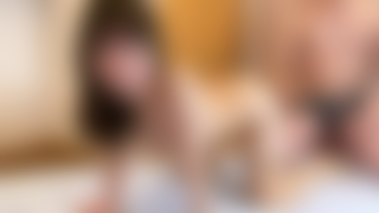 後ろからおもちゃで攻められちゃってる😖😖💕 (2/2)