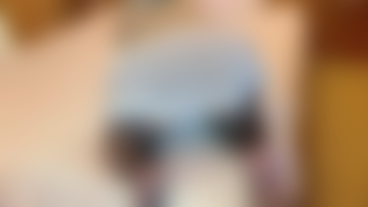🍑ベージュサテンTバック🍑 (2/2)