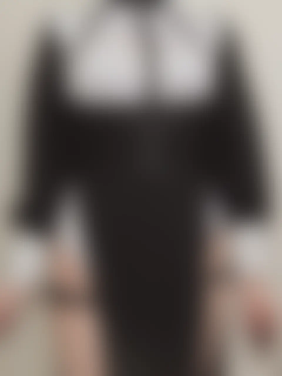 成瀬ゆい「これは私がシスターだった頃の写真⛪️」の投稿サムネイル