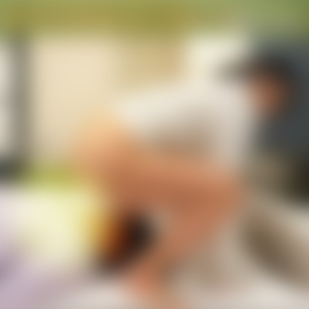アヤ様 おなら大連発！ Another Angle Version

※前作の別カメラ 別アングル編集！
本編では未使用の２台のカメラの映像。
踏ん張る表情やｱﾅﾙをじっくり見れる！ (2/2)