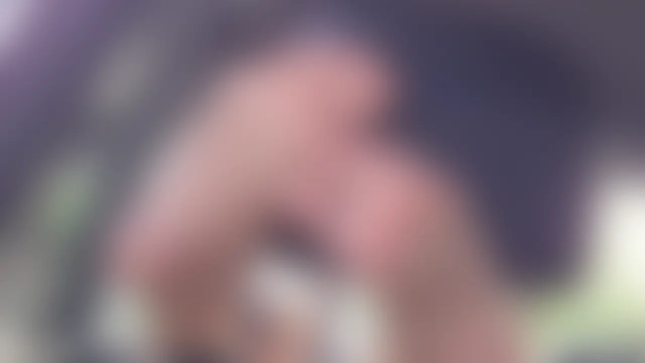 【足コキ動画】サンダルを履いた足の爪先から男根が突っ込まれて抜き差ししてシコシコされました👣サンダルで足コキされたかった変態らしくて数分で発射しそうになったので最後は生足にローションをたっぷりつけて足指から足の裏までヌルヌルにして亀頭から竿全体を足指や足裏できつくぎゅっと締め付けてやりながら激しくシコシコ👣 (2/2)