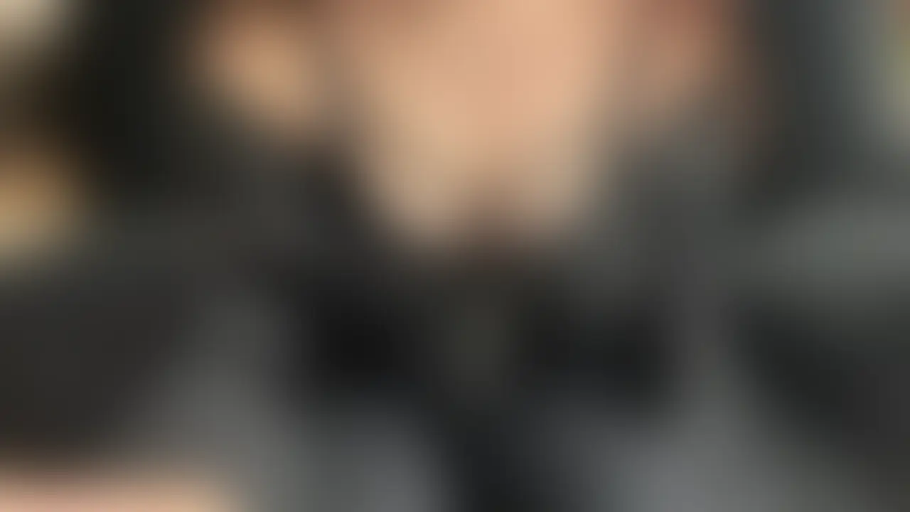 セフレの大学生くんが大学に行ってる間、、、
こっそりオナニー動画録っちゃった♡ (2/2)
