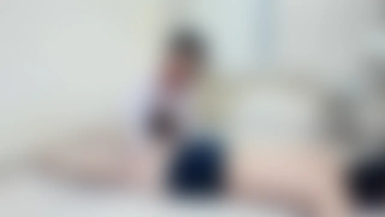 手コキ射精して潮吹きまでしちゃったね♡
そこからもう一回射精するとか凄すぎるよ♡ (2/2)
