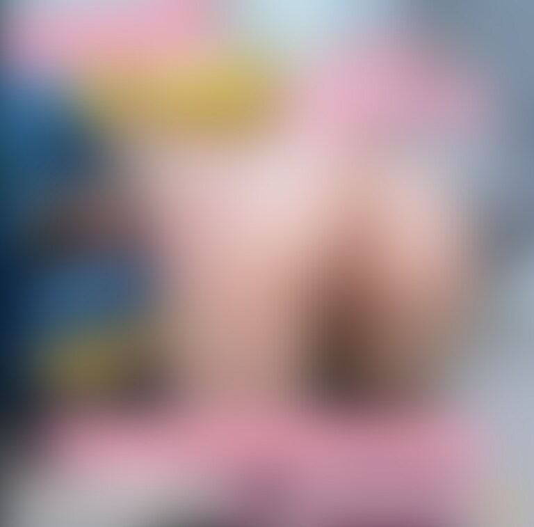 こんばんは、ももちです❤️
週末はもう1本!動画投稿しちゃいますっ(⸝⸝ᴗᴗ⸝⸝)
マスク無しの完全お顔出し㊙️
➕
あにゃるとおま○この二穴挿入…㊙️
⇒激推しプラン加入で見れちゃう特別な内容になっております✨️
じつはこの動画…ずっと出せずにあたためてたんだぁ。。かなり生々しくてHだし、お尻の穴もおま○こも感じてるお顔も…ぜんぶぜんぶ丸見えなんだもんっ(*´ `*)︎💕︎︎
…引かれちゃわないか、不安で💦
画面いっぱいのドアップあにゃるまで観れちゃいます…㊙️(⸝⸝ᴗᴗ⸝⸝)
ももちのお尻フェチさんにピッタリなむちむち迫力アングル…むちぃ。。
オイルを垂らしてヌルテカに…
お尻の穴をじっくりほぐしていきましゅ。。
おしりの穴がヒクヒク恥ずかしい…
今からここに、にゃんと尻尾付きのアナルプラグがずっぽり入ってしまいます…
ドッキドキのアナルプラグ挿入、、そして、プラグ挿入したままバイブオナニー…
このときはかなり緊張したけど、動画を見返したら凄く凄く気持ち良さそうな表情してるぅ(⸝⸝ᴗᴗ⸝⸝)💦💦
さいごはずっっぽり、あなるプラグを引き抜く瞬間もしっかり動画内におさめました…!!
もうね。。ぶっといのが引き抜かれる瞬間やばしゅぎて…頑張ったァァァァ(´;ω;`)︎💕︎︎笑
このプランだけの、完全お顔出しです
プラン入会はお早めにっ︎💕︎︎ (2/2)