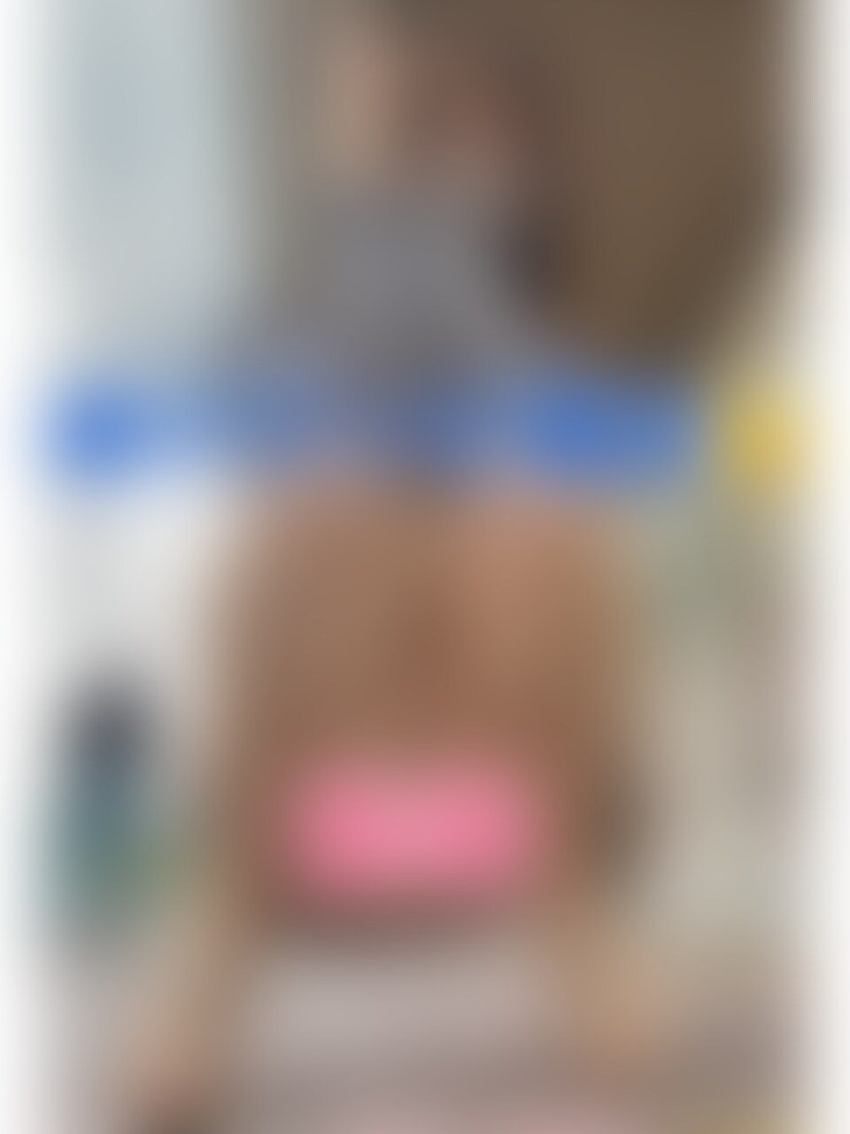 こちらは2023年7月14日に公開期限切れになった動画です💡

透けワンピースでのSA露出♡
やっと動画アップです🙏✨

たくさん人や車が通りがかるし、結構見られてる…(つω`*)

車から出る時は「これダメだよね…人多い…どうしよう…」って気分だったのに😅

動画撮り始めたら「ひとりじゃないもん♡見てもらってるんだ♡｣ってテンションがどんどん上がっていきます！！不思議😳 (2/2)