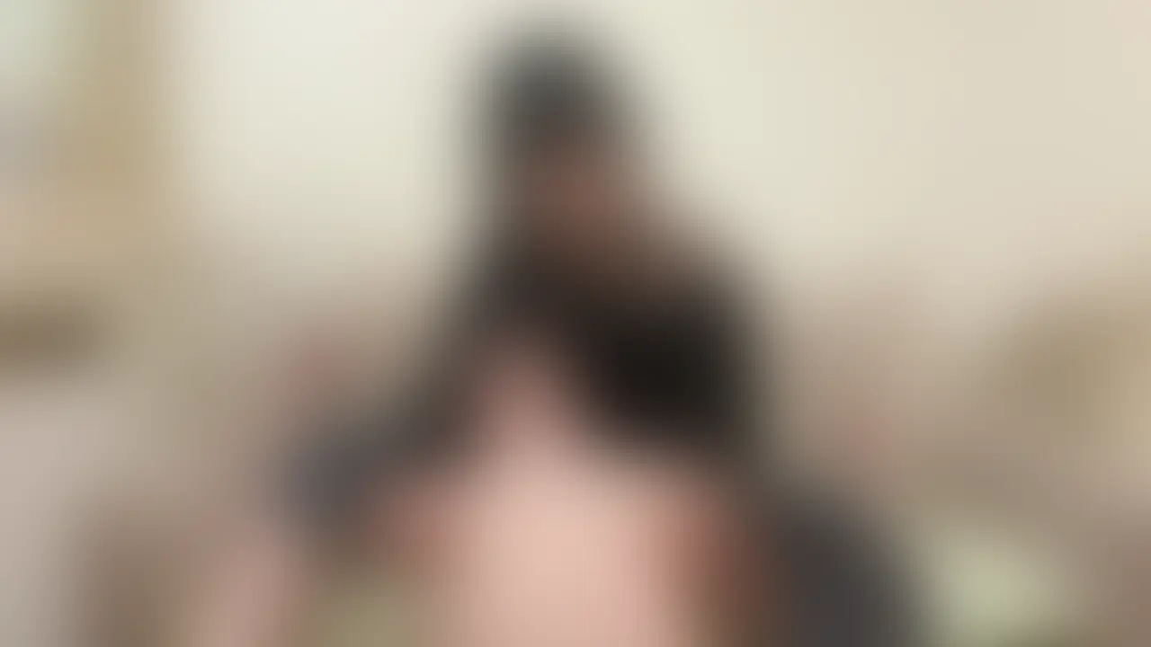 乳首責めで連続イきするM男くん🥰よわよわなちくび弄られるだけでも気持ちよくて辛いのに、だーいすきなわき嗅がせられてイけって命令されたら壊れちゃうね♡何度もいってへろへろになってるのざこすぎて可愛かった笑 (2/2)