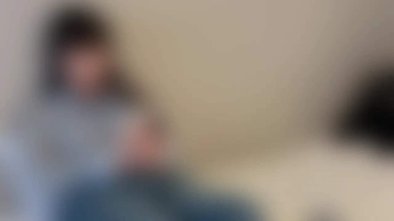 オナニーでイクときの様子を初公開。
今回はいつもアングルを少し変えて、斜めから撮ってます。
徐々に露出度を高めてやっていこうと思いますので、見逃さないようにチェックしてもらえるとうれしいです。 (2/2)