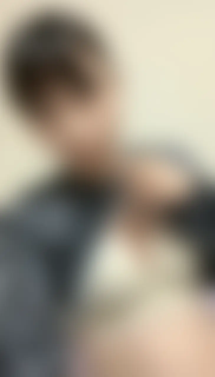 施工管理技士の佐々木「初めての投稿は恥ずかしいので、、 チラ見せだけです🫣♡ 慣れてきたら、もっと頑張れるかも？？」の投稿サムネイル