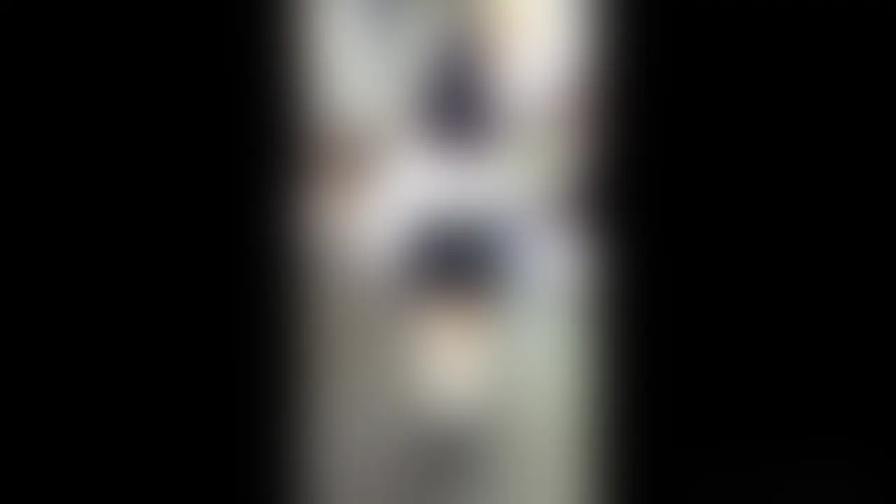 【完全顔出し】都内在住の美容専門学生（19）を大人交尾で開発&生中出し密会🏩

美容師を目指している専門学生（19）と密会してきました。
お洒落で色白美人なのに経験人数はたったの1人。
好きな体位や性感帯も未開発状態だったので濃厚な大人交尾で性欲を覚醒させてあげました。
アソコの締まりも最高すぎて３発膣奥に無責任中出し😇

自ら精子を求めるド変態へと急激にレベルアップし、世の中の変態人口をまた1人増やすことに成功しました✌️笑 (2/2)