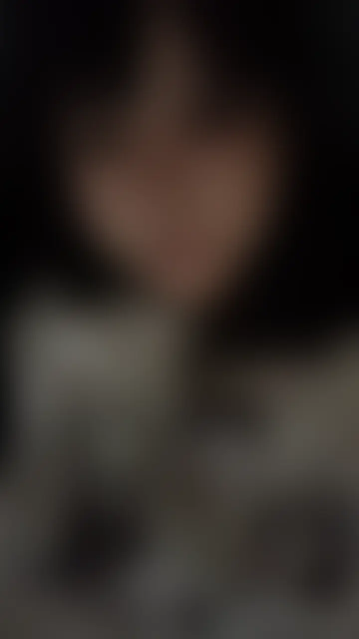 ※本編は暗転してるとこありません><‼️
お兄さんが子宮でシコシコしてるの想像したらムラムラしてまたオナニーしちゃった…꒰ ՞ ܸ. .ܸ՞꒱
くちゅくちゅってエッチな音聞こえる?
子宮でいっぱい出してほしいな^ᴗ ᴗ^𓂃 𓈒𓏸◌ (2/2)