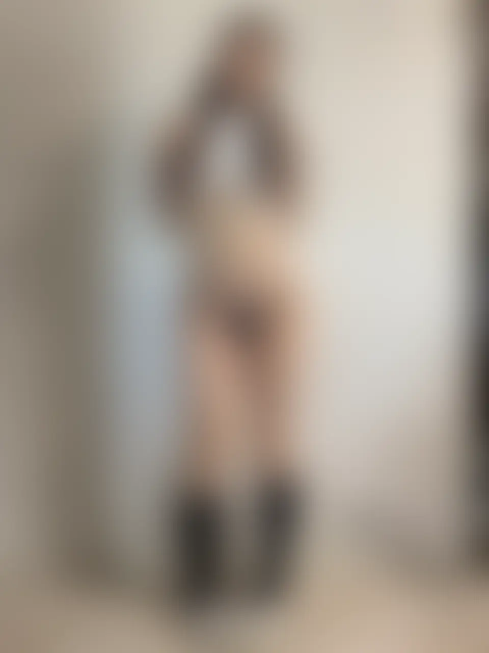 Madoka＆R(夫婦共同)「えろがりママにえっちな体操服着せてみた🤤」の投稿サムネイル