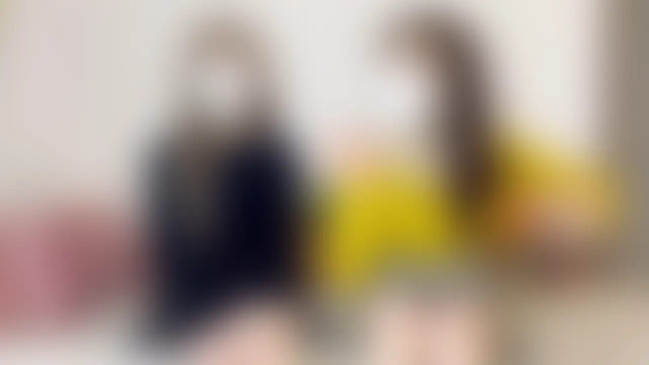 かれんちゃんと…♡ 負けた方は…『全裸×ぶっかけローソク』罰ゲーム💔 無防備パンチラ連発!! 鳴らしたら負け！くすぐり耐久対決!!［1173作品目］


かれんちゃん(23)と初めて【くすぐり耐久対決】をしてみました!!

▼ルール
タイマー30秒測ります⏰
ハーモニカを咥えた状態でくすぐり責め！
少しでもハーモニカを鳴らしたら、その時点で即アウト!!

夢中になりすぎて無防備パンチラ連発💦
しかも衝撃の結果に、、Σ(￣ロ￣lll)ｶﾞｰﾝ

負けた方は、【全裸×ぶっかけローソク】罰ゲーム💔
勝敗の行方はいかに…！？

時間は、18分32秒です。 (2/2)