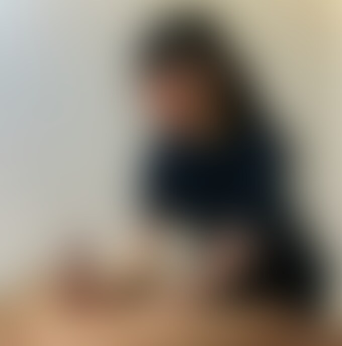 出張ローション手コキ○○○【ゆめかわ系・天野(21歳)】
┈┈┈┈┈┈┈┈┈┈┈┈┈┈┈
🙏みなさまにお願い🙏
「いいね」をたくさんもらえると投稿頻度を増やす励みになるのでぜひ♡を押してください!
┈┈┈┈┈┈┈┈┈┈┈┈┈┈┈
どうも風俗大好き、ゆってぃ監督です。
30分4,000円の激安出張オナクラで21歳のゆめかわ系セラピスト天野さんを指名!
メンヘラ系の地雷嬢が来たらどうしよう…と思っていましたが、ほんわか雰囲気の子で一安心。
自信があまりないのか手コキはソフトタッチでちんこを優しく触る感じでしたw 途中、マスクのなかの顔を見たくなって唾たらしオプションもつけてしまいました。
可愛い童顔が見れて大満足です^^
容姿はややふっくらでかわいい系。服の上からなのでわかりませんが、巨乳?美乳?のおっぱいを持っていそうな感じで、もちろん美脚の美少女です。
最後は美人で可愛い子の手マンコで亀頭を高速でしごかれて大量射精してしまいました。
○○○の流出モノなので「拡散等は絶対NG」でお願いします。
エステやリラクゼーションに行くくらいなら風俗業界未経験の素人女子大生(JD)やOLが沢山いる手コキ専門店が断然おすすめですね。
デリヘルやヘルス、ソープ、ホテヘルより安いし、メンエス(メンズエステ)だとNGな「抜き」もできる。かわいい美**も沢山います。
女の子との交渉次第ではお店を通さず会って、自分好みのコスプレを着せたり、ハメ撮りをしたり、オナニーを見せてもらったり、、なんてことも可能だったりします。
ちなみに小型カメラで○○○していたんですが、全くバレませんでしたw
場合によっては予告なく削除することもございますので、気になる方はお早めのご購入をおすすめします。
今回、エロくて最高だったので、今度は、パンチラ、ブラ見せ、パイもみ、顔面騎乗位などのオプションでもつけようかな。
その際はまたオリジナルの個人撮影○○○動画を公開しますね。笑 (2/2)
