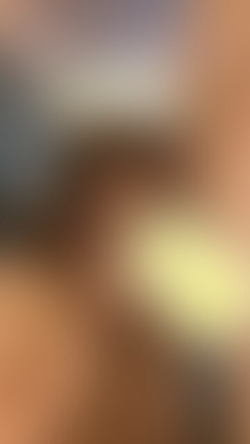 皆様こんにちは。
いつもありがとうございます。

今回は「激カワ21歳ぷっくり乳首JDとの巨尻バックハメハメエッチ」になります。

見るからにロ○系且つ可愛い系21歳のJD。
脱いでみるとほどよい巨乳にぷっくり陥没乳首が顔に似つかわずいやらしい・・・。

いつも通り仁王立ちで巨尻正座乳首責めフェラチオを堪能後、デカ尻乳首舐め中に陥没乳首を触るとすごい敏感に反応するではないか。かなり感じやすい様子。

笑顔でのフェラチオピースや裏筋舐め等諸々楽しんだ後に、最後はスタイルのいいくびれ巨尻を眼下にバックハメ！！
あまりにバックでのパンパンがよかった為、2回戦もお願いし短時間で2回発射してしまいました・・。
この可愛い笑顔なら納得ですね。

よろしくお願いいたします。 (2/2)