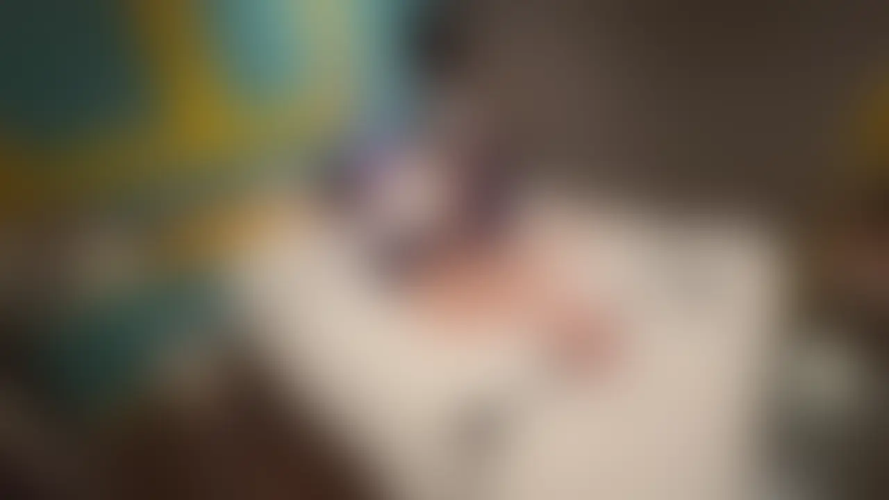 【F/F】モデルさん2人でレズイチャイチャくすぐりプレイ
今回はテイストを変えていちゃいちゃプレイを撮らせていただきました!
普段からごはんに行くなど仲の良い2人らしくとても楽しそうにプレイをしていました笑
ぐら側の女の子は責められるのが好きで途中から笑うだけでなく気持ちいいと
感じ始めておりました笑
ぐりをやってくれましたモデルさんはもともと人を責めるのが大好きとのことで楽しくそうにくすぐりをしております笑
いちゃいちゃくすぐりプレイが好きな方には是非おススメの作品となっております
本編顔出しになります!! (2/2)