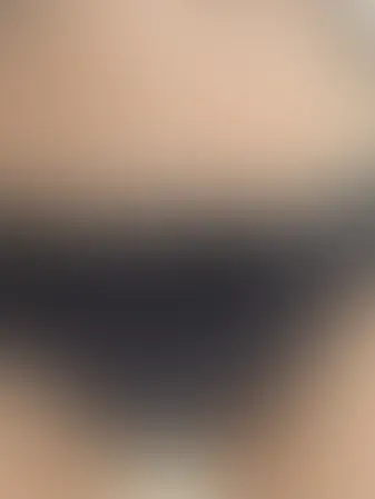 ぽぽぽ🌼(🥰女子大生の下着姿🥰)「ぽぽぽの今日のパンツです🥰🥰 紺のヌレヌレパンツ😅 クロッチ汚れはプラン加入で見れますよ🥰」の投稿サムネイル
