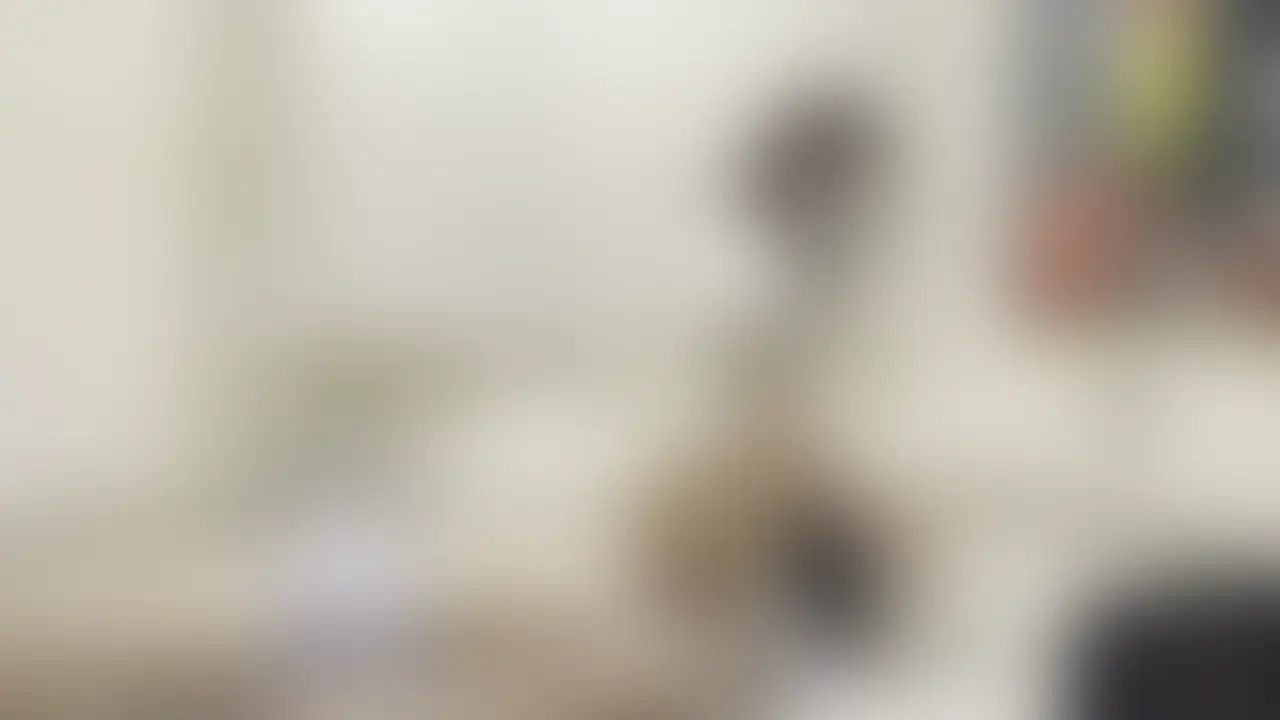 顔面騎乗くすぐりで悶えるマゾ. (2/2)