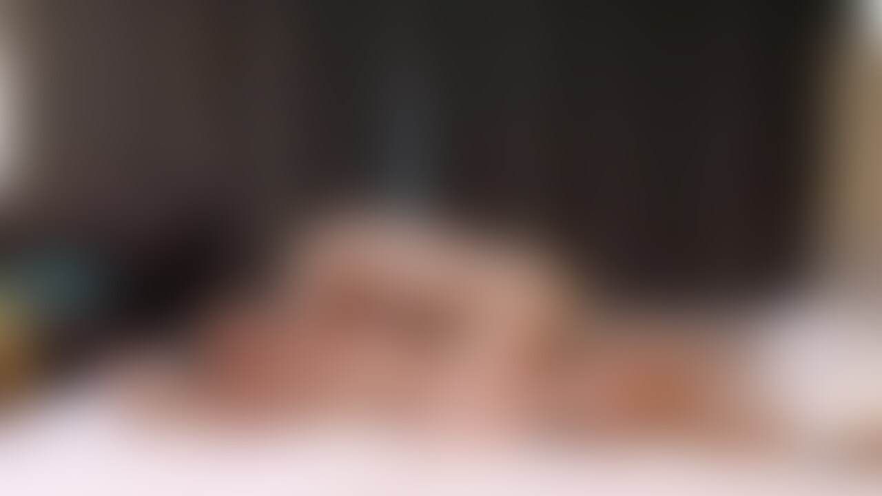 悪友と妻のホテルデートです。
もう長い期間肌を合わせてるのでお互いの感じる所を熟知してラブラブなHをお楽しみ下さい。 (2/2)
