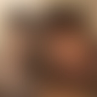 個撮)根っからスケベ女性です!【自覚なし】自然と滲み出るエロすぎるフェラチオ【口内発射】
【サンプル動画はコチラ】
https://myfans.jp/posts/eebd1cce-9eca-401e-ae20-418c2aee8f63
【サンプル画像はコチラ】
https://myfans.jp/posts/51834686-7039-434c-abea-de43b355ee5b
高級かつ上品な洗練された女性です。細かい肌、張りのあるおっぱい。感じる吐息が色気たっぷりです。
乳首舐めがはじめるとスイッチオン!見つめながら丁寧にいやらしく舐めます。
勃起したチンポを嬉しそうに眺めながら金玉を吸い込んだり、裏筋キスしたり。なかなか咥えてくれません「あぁ早くパクっとして欲しい」
程よいバキュームで濃厚まったりフェラ。上手すぎる!至福の時間です。
チンポを舌でからませてディープスロート!エロいです。
エズきながらも喉奥までチンポを呑みこみます。彼女のM気が垣間見えます。
ノーハンドフェラでバキュームピストン!
玉を揉みしだかれ、一滴残らずザーメンを吸い取ります。
口内発射でますます艶っぽくなる表情。
かなりエロい女性でした!独特の雰囲気となかなか体験できないフェラ技。彼女のエロさが終始楽しめると思います。 (2/2)