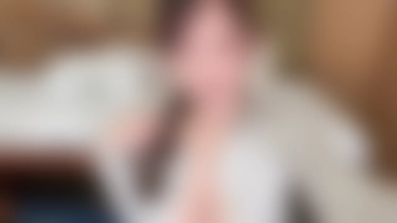 【フルバージョン】顔出しは少しです♡
黒スト破って…デカ尻イキ潮💦騎乗位オナニー

背面騎乗位 と 騎乗位💗
＊スマホの方は横にして大きい画面で見てね♡

前回のパイズリやフェラで、
すっかりあそこが疼いてしまった私…

勢いあまって黒ストをびりびり
自らTをずらして、
おちんち〇を…何度も何度も
いっぱい求めてしまいました///

今回は丸見え挿入部やデカ尻が恥ずかしい😣
最後は全然余裕なくて…
オホオホ言っててごめんなさい💦

▪だいすきプラン→11分
▪らぶプラン→フル15分半
⇧騎乗位プシャーなど㊙シーンが見られます

お尻好きさんや黒ストフェチさんにおすすめ回🙈

またパソコンの方も楽しんでいただけるように
久しぶりに横向きで撮っています♪
スマホの方も横にして大きい画面で見てね☺️🫶
（臨場感がだいぶ変わると思う～！）

🍑

パンパンパン…
たくさん打ち付けてごめんなさい🥺💦
貪欲ではしたない私でも…
好きでいてもらえますか？

一緒に何度も気持ちよくなれたら嬉しいです/// (2/2)