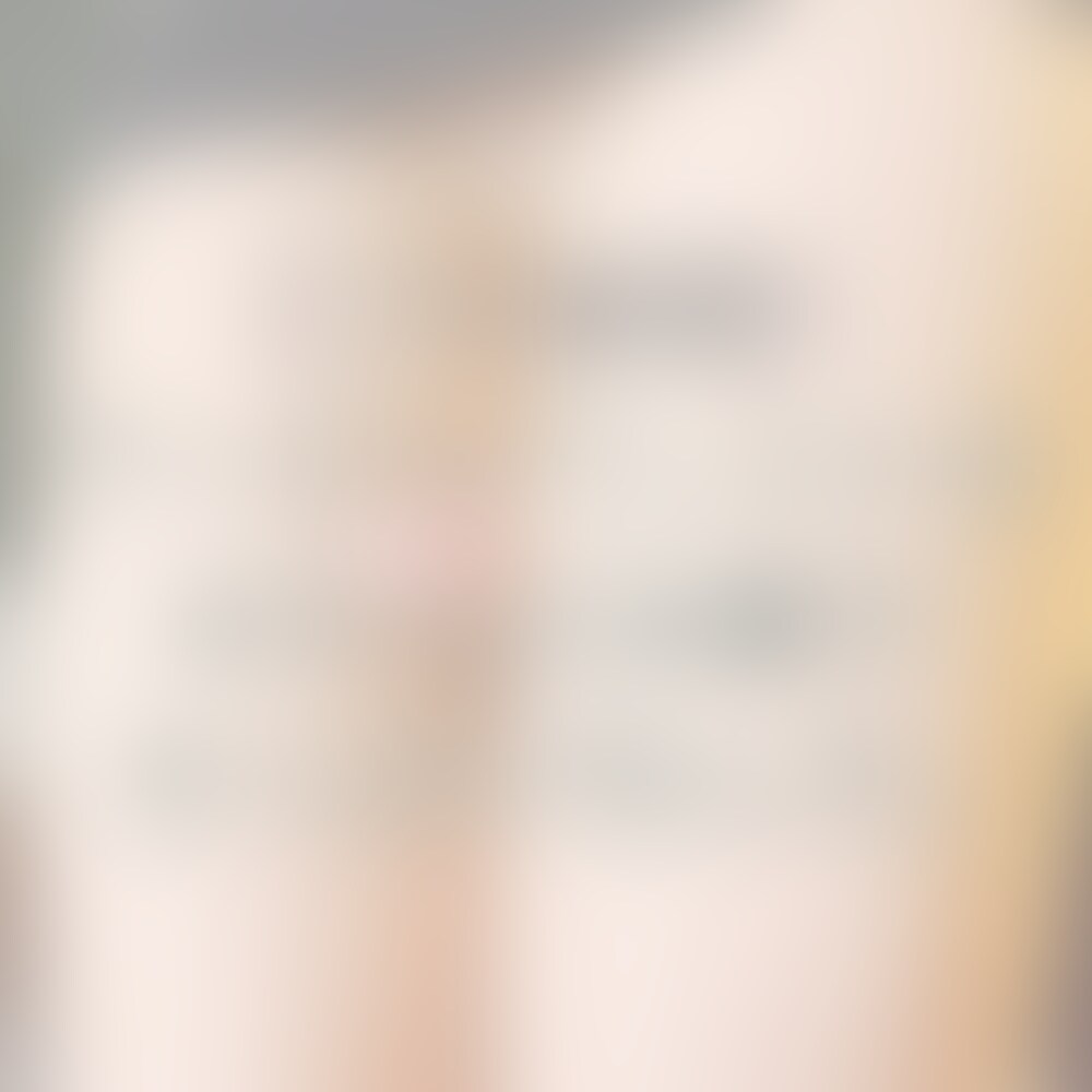 いやらしいベージュパンストの太ももコキ&足コキ🔞…
,,,,,,,,,,,,,,,,,,,,,,,,,,,,,,,,,,,,,,,,,,,,,,,,,,,
こんばんは.ᐟ
ゆいです♪

いつも応援ありがとうございます♡

あっという間に2月になってびっくりです…
まだまだ寒いけど、紳士の皆様も体調崩さないようにしてくださいね🥲

今日の動画はいやらしいベージュパンストを履いたゆいの美脚でおち◯ちんを太もも&足裏にいっぱい包み込んであげました😌

最後は激し目の足コキで…///♡

ゆいお○○○さんの脚で一緒に気持ちよくなりませんか🥰？

最後まで見てくれると嬉しいです❤️ (2/2)