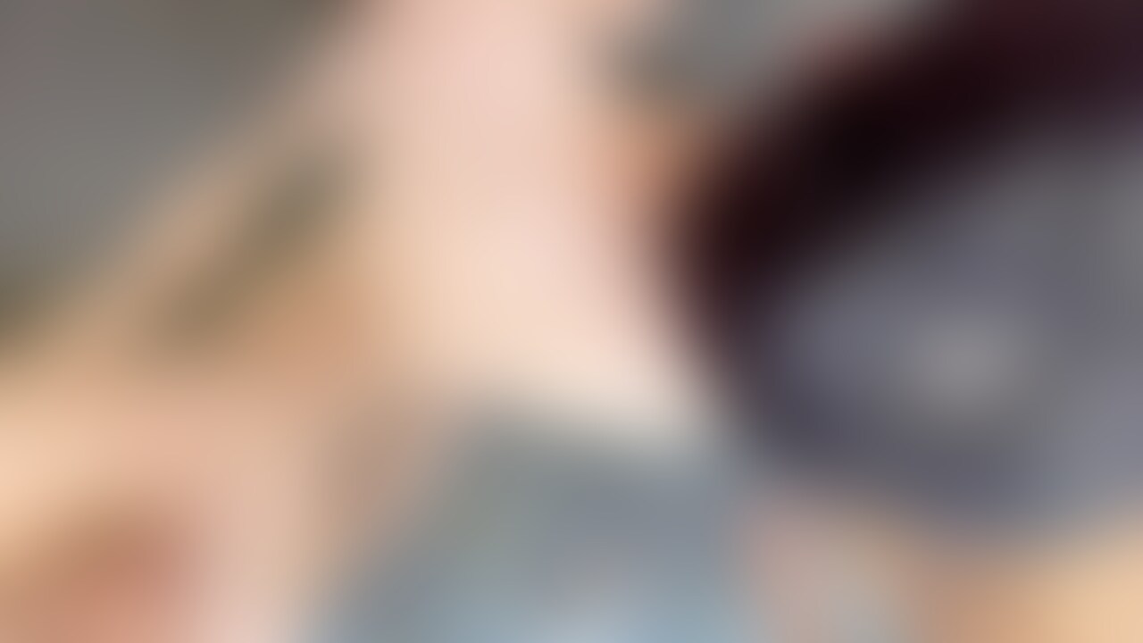 野外露出シリーズ🤣真夏の海で4P☀🌴👙🐚 sample 1