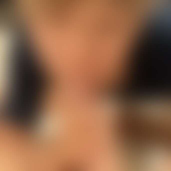 【汗だく潮吹きえっち】汗だくでいっぱい掘ってもらって潮吹きとケツイキしちゃった☺️ 最後はおしっこもぶっかけてもら... sample 1